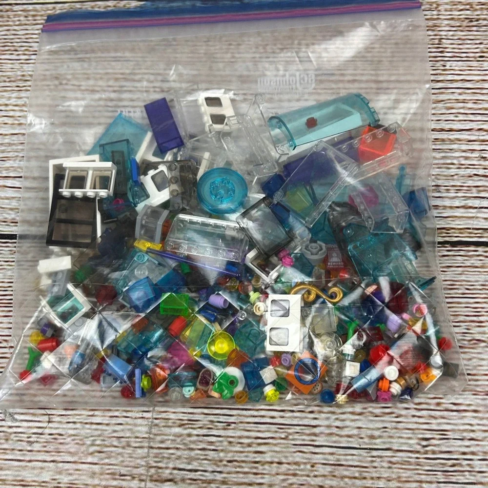 LEGO Bulk Lot 9.4oz Bricks Windows Specialty Parts Assorted‎